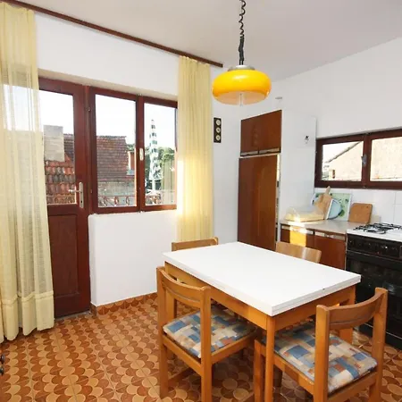 Appartement By The Sea Maslinica, Solta - 5188 Maslinica